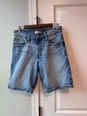 Levi's Light Wash Denim Y2K Bermuda Shorts